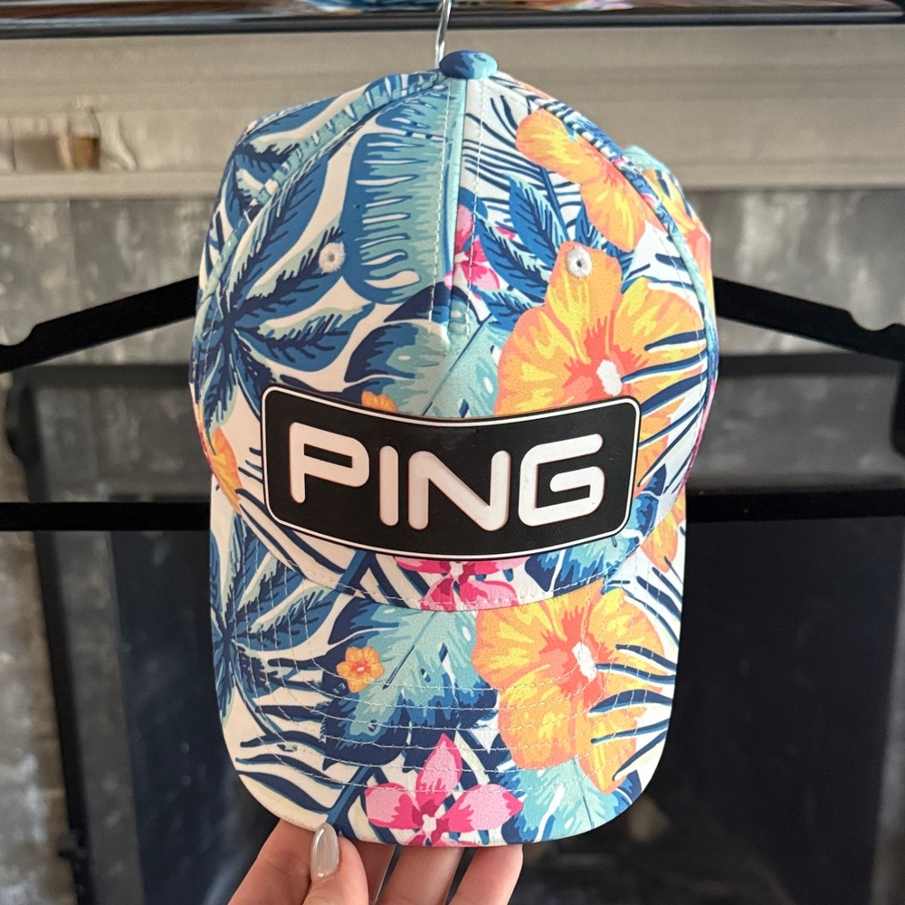 Pings Adult Tropical Blue Floral Hat